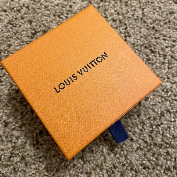 Louis Vuitton gift box - Picture 1 of 2